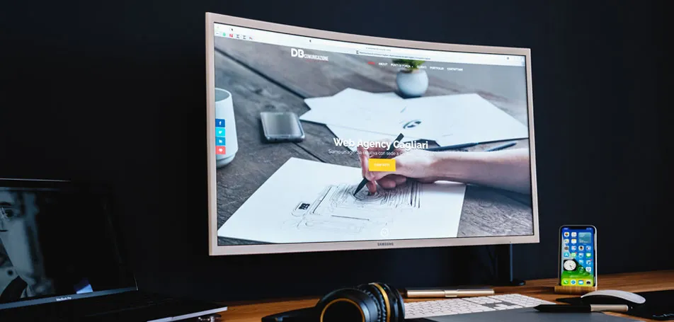 4 Reasons Why You Need Strong Visuals on Your eCommerce Website