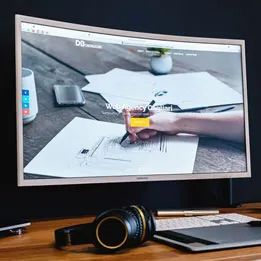 4 Reasons Why You Need Strong Visuals on Your eCommerce Website