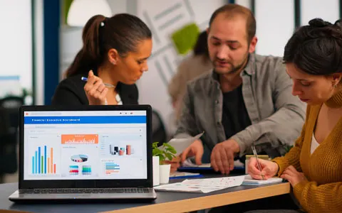 The Power of B2B Personalization: How B2B Businesses Can Boost Conversions with Tailored Experiences